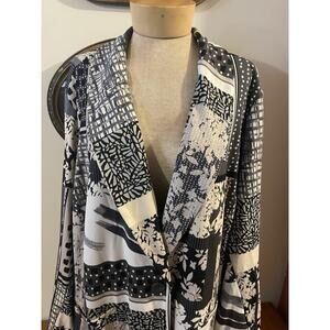 Susan Graver Floral Pattern Print Polyester Black White Blue Gray Blazer Stretch